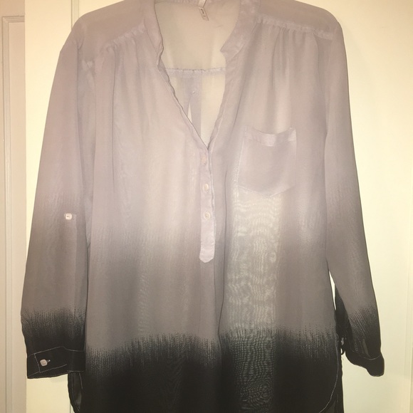 Live 4 Truth Tops - Gray/Black blouse, 2X, round button down collar